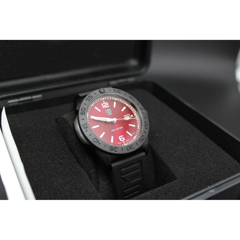Luminox‎ XS.3135.B Pacific Diver 44mm Red Dial Swiss Quartz Watch NIB w/ Papers
